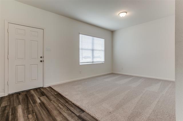 Building Photo - 10301 Castle Lyons Ln