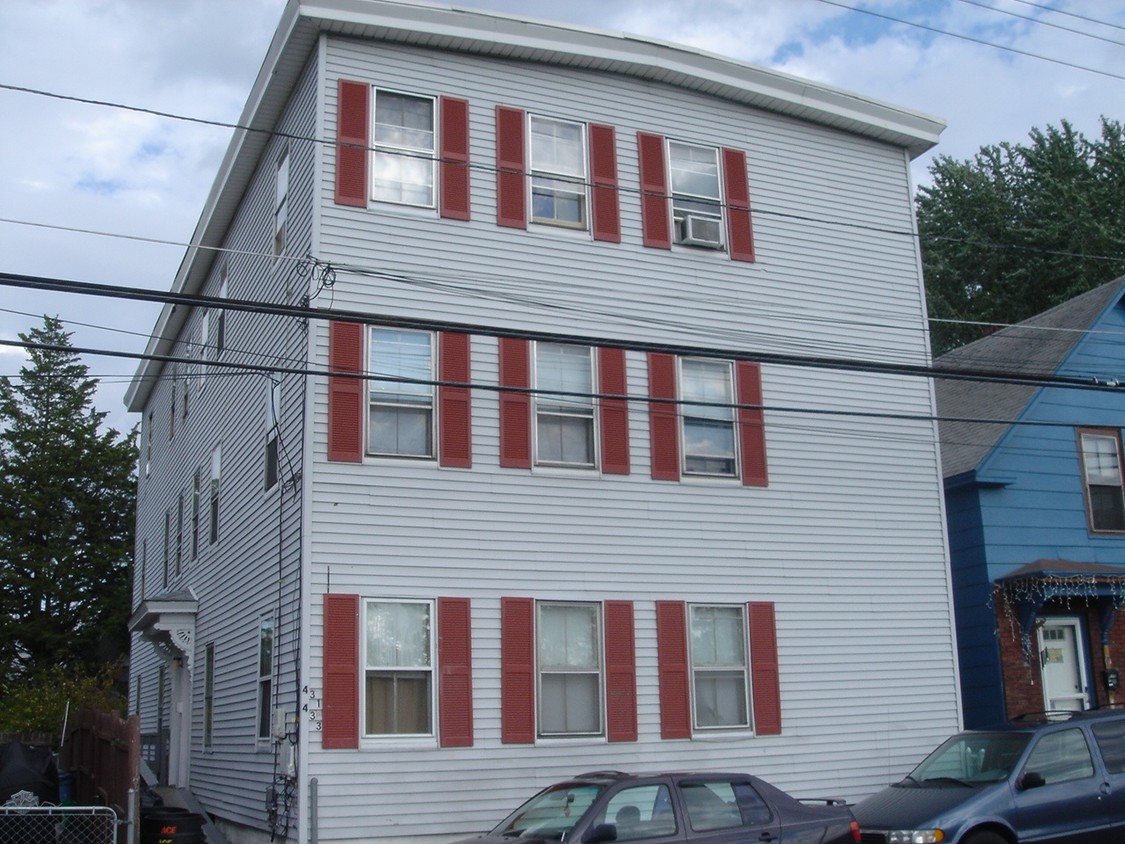 Primary Photo - Lakeview Avenue Apartments