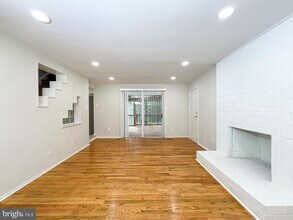 Building Photo - 6281 Loveknot Pl