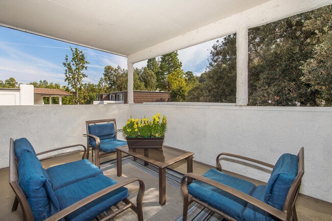 Building Photo - 3709 Summershore Ln