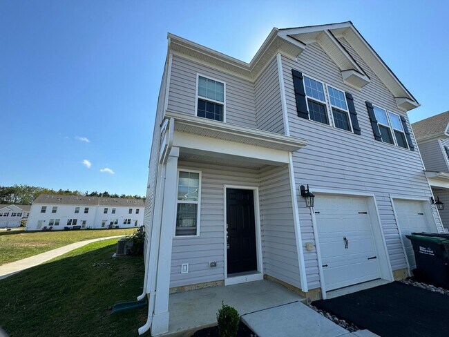 Foto del edificio - PARKLAND SCHOOLS- NEW CONSTRUCTION 3 BDRM ...
