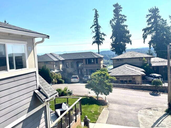 Foto del edificio - Amazing 4bed/2.5bath with Bonus Room in Juanita!!