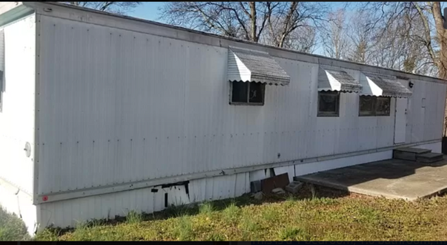 Foto del edificio - Mobile Home in Greenville