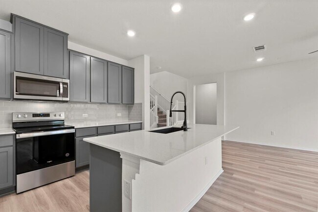 Building Photo - 7715 Libretto Ln
