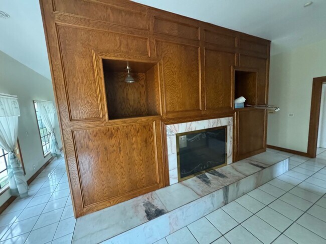 Building Photo - Spacious 3-Bedroom Home in Rowland Heights