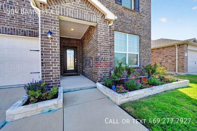 Foto del edificio - 504 Banbury Ct