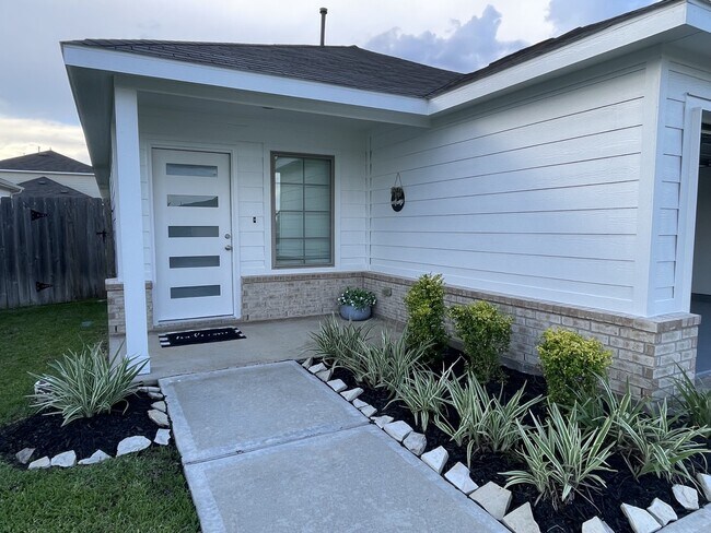 Foto del edificio - 21618 Lemon Beebrush Ln