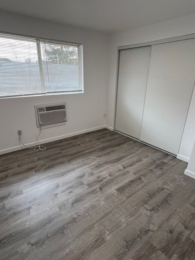 Foto del edificio - 851 NE A St