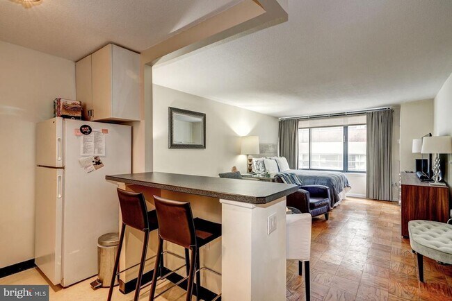 Foto del edificio - 1301 20th St NW
