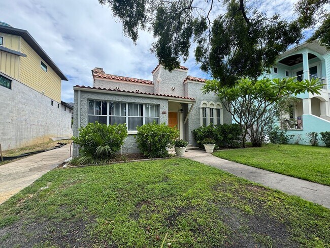Foto del edificio - Davis Island Charming Home