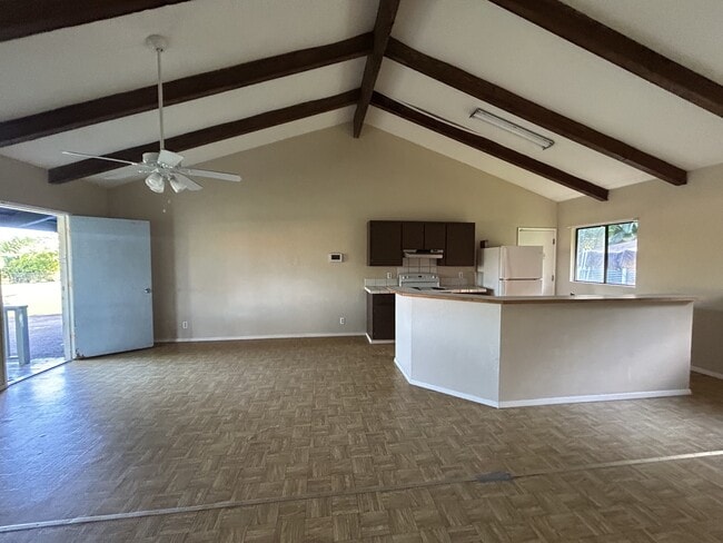 Building Photo - 15-1477-1477 Kaloli Dr