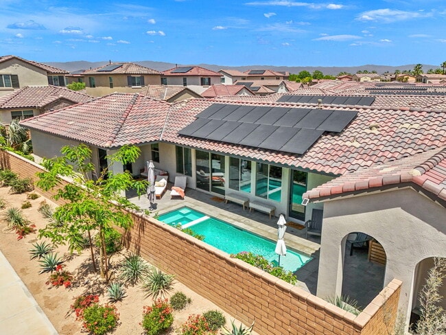 Building Photo - 80310 Platinum Wy