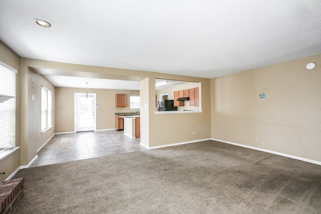 Building Photo - 5768 N Peppereel Way