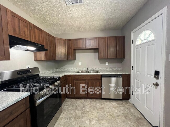 Foto del edificio - 4235 Coventry Dr