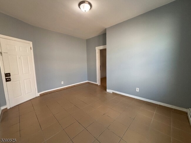 Foto del edificio - 514 E Jersey St