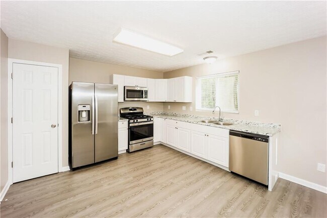 Foto del edificio - 3530 Sable Glen Ln