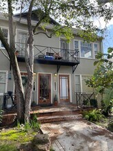 Building Photo - 927 35th St
