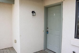 Building Photo - 4420 Buena Loma Way