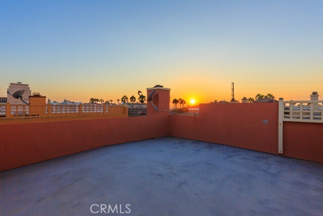 Foto del edificio - 305 22nd St
