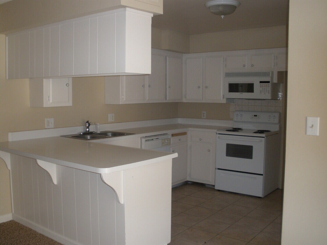 Foto del edificio - 5101 Hunter Ave