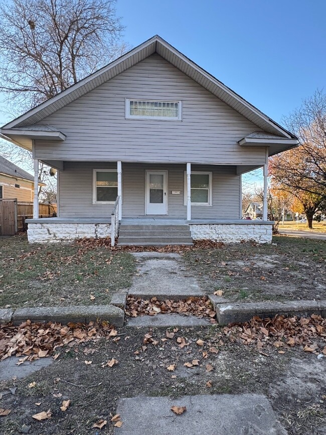 Foto del edificio - "Charming 3-Bedroom Home in Wichita - Perfect Blend of Comfort & Space!"