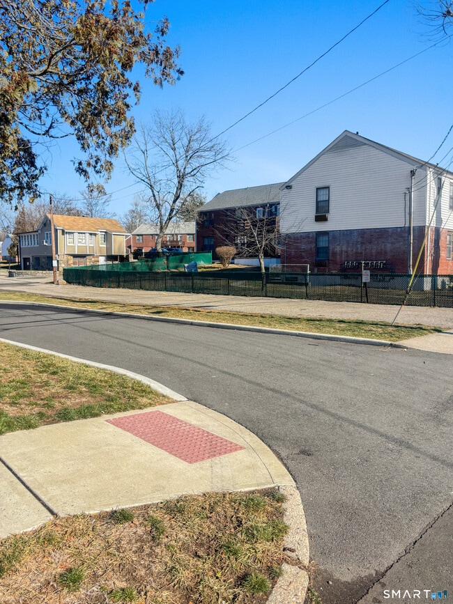 Foto del edificio - 163 Louisiana Ave