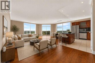 Building Photo - 255 Keats Way