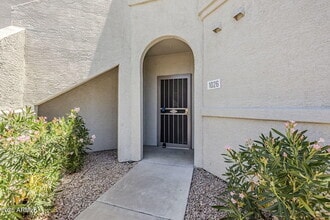 Building Photo - 9455 E Raintree Dr