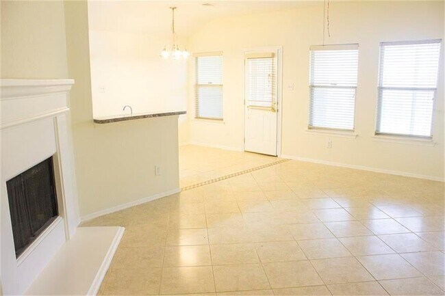 Foto del edificio - 3618 Wingate Park Dr