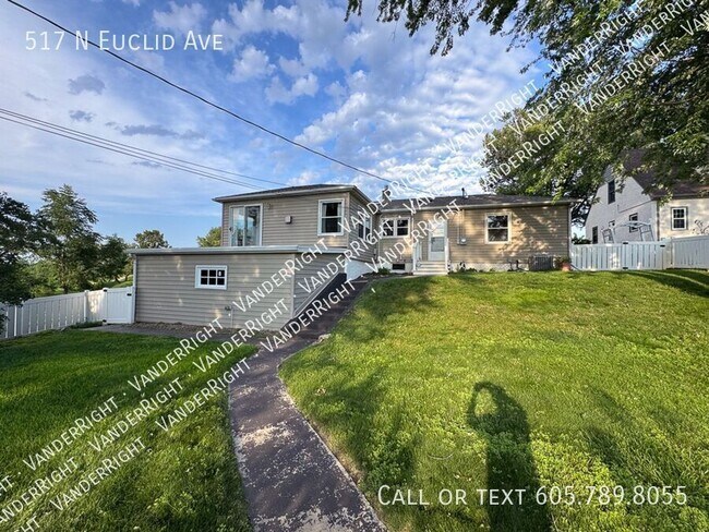 Foto del edificio - 517 N Euclid Ave