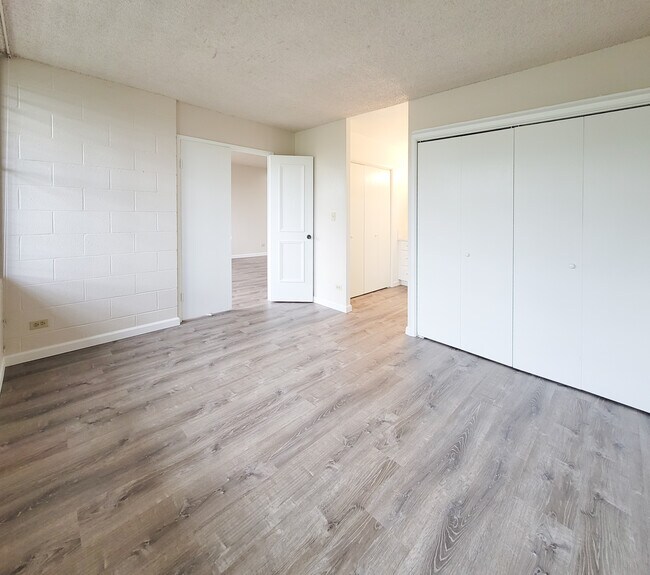 Building Photo - 5400 Likini St