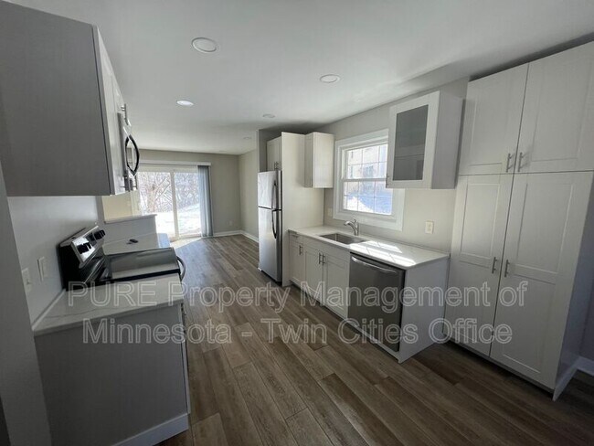 Foto del edificio - 6605 Stillwater Blvd