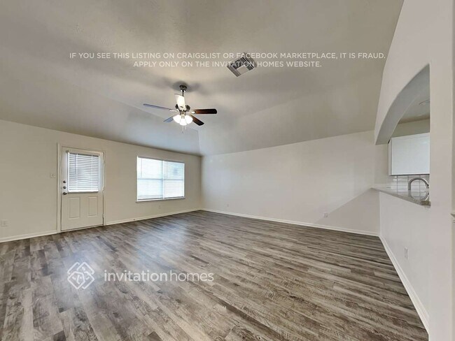 Foto del edificio - 21511 Fossil Trails Dr