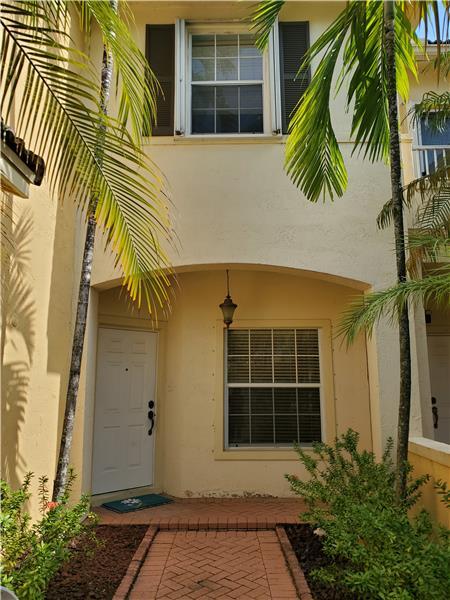 Foto del edificio - 5543 NW 112th Pl