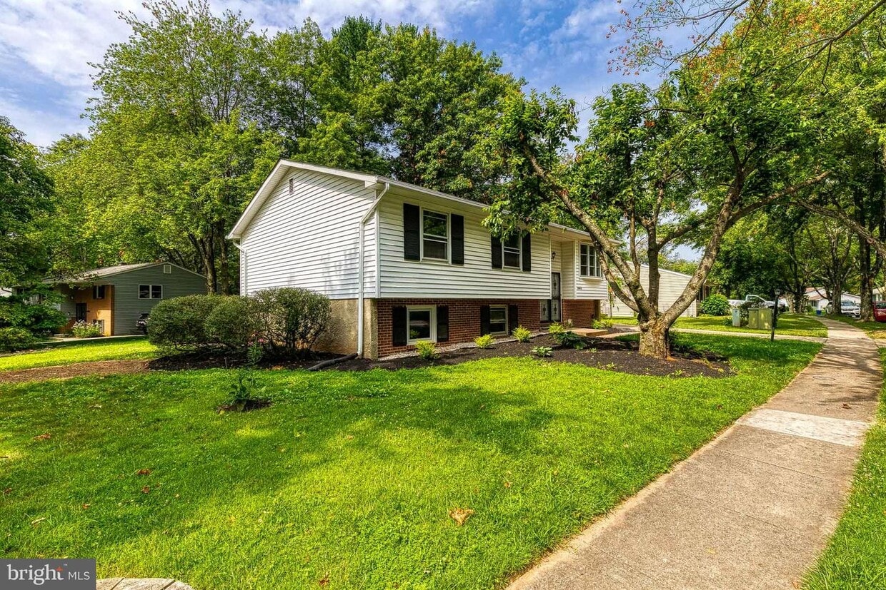 5042 Hesperus Dr, Columbia, MD 21044 House for Rent in Columbia, MD