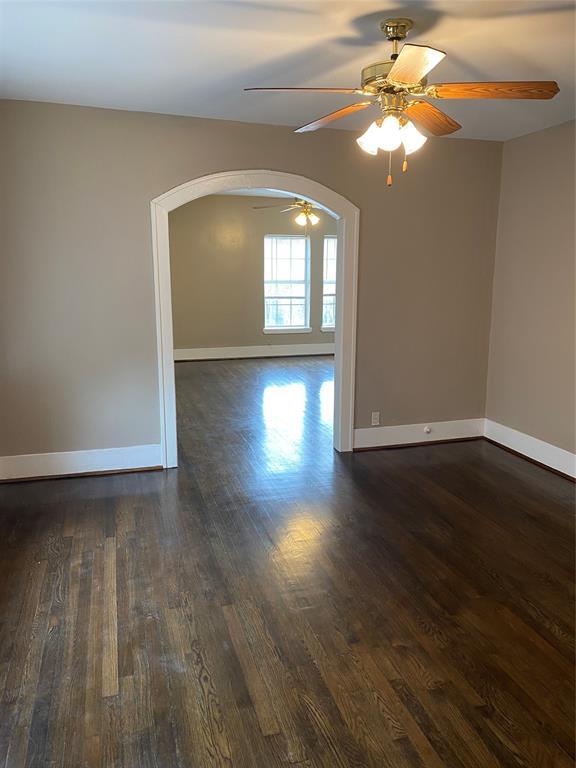 Foto del edificio - 2112 Berry St