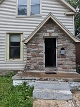 Building Photo - 5914 Lalite Ave