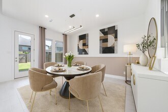 Building Photo - 32018 Crested Knl Ct