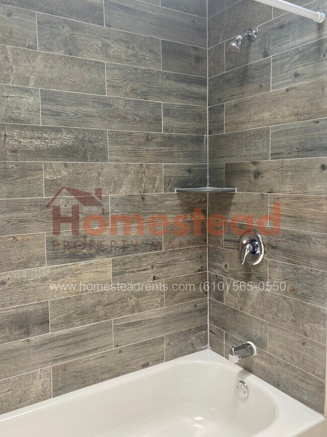 Building Photo - LINWOOD HOME FOR RENT