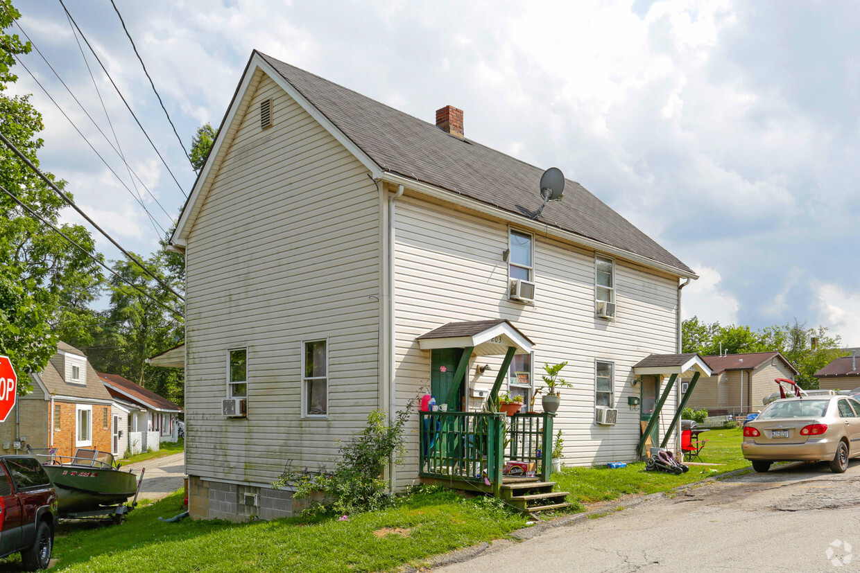 Primary Photo - 296-298 6th Ave