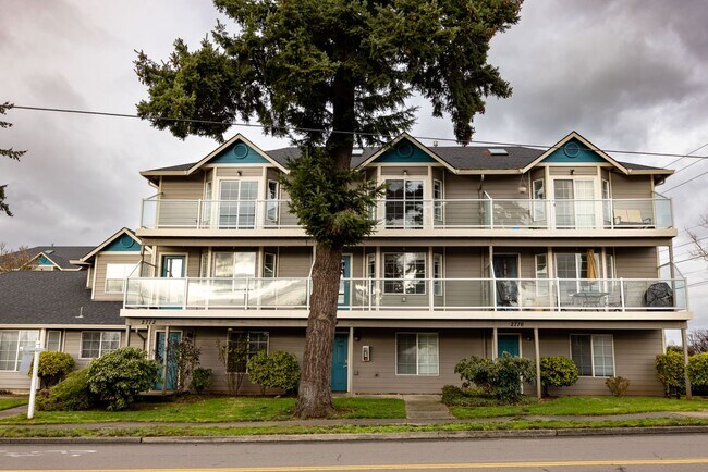 Two bedroom + Bonus room in Vancouver - View - Two bedroom + Bonus room in Vancouver - View Apartment