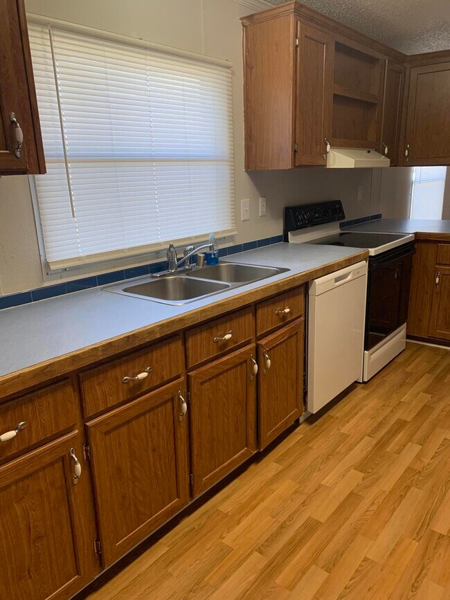 7512 Allie Grimes Rd, Gulf Breeze, FL 32566 House Rental in Gulf