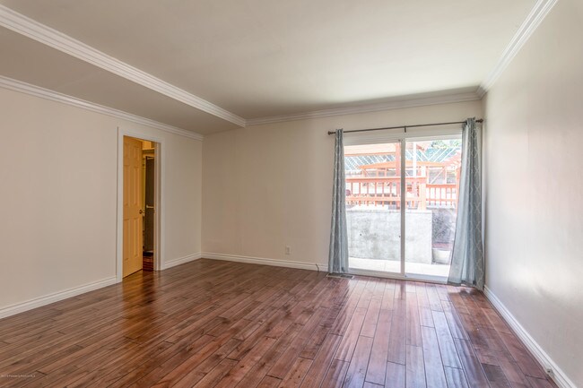 Building Photo - 4403 Caledonia Way