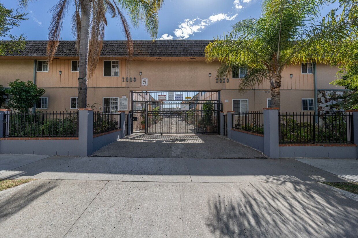 Foto del edificio - Le Jardinet Apartments