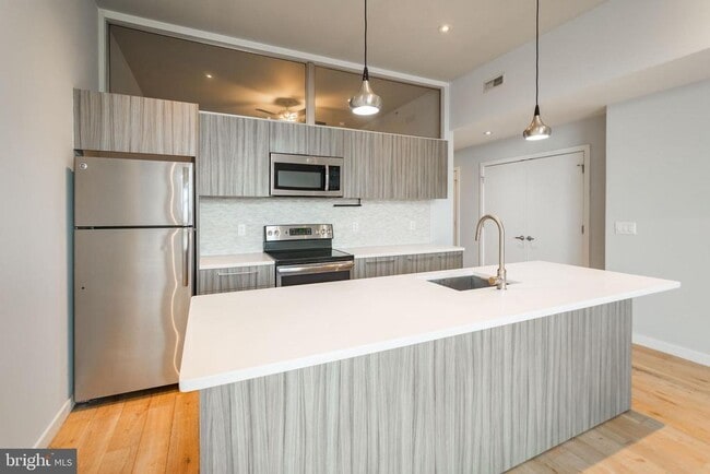 Foto del edificio - 412 S 13th St