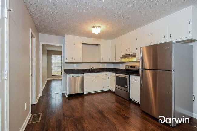 Building Photo - 3334 North Hampton Place, Marietta, GA 30064