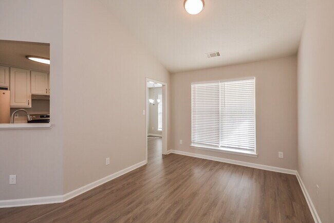 Building Photo - 4886 Buchli Ln