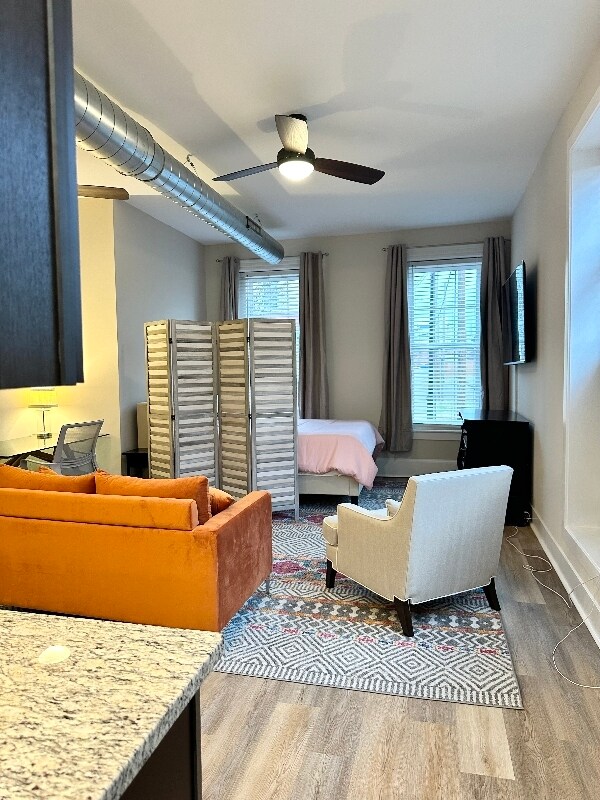 Foto del edificio - 604 St James St