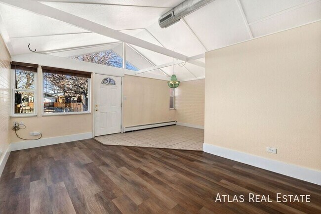 Foto del edificio - 1408 Julian St