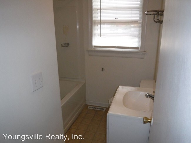 Foto del edificio - 3 br, 1 bath House - 505 West Main St